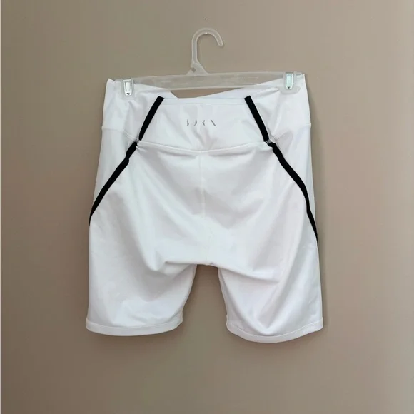 Born Living Yoga White Leggings with Black Accents size L - Picture 6 of 7